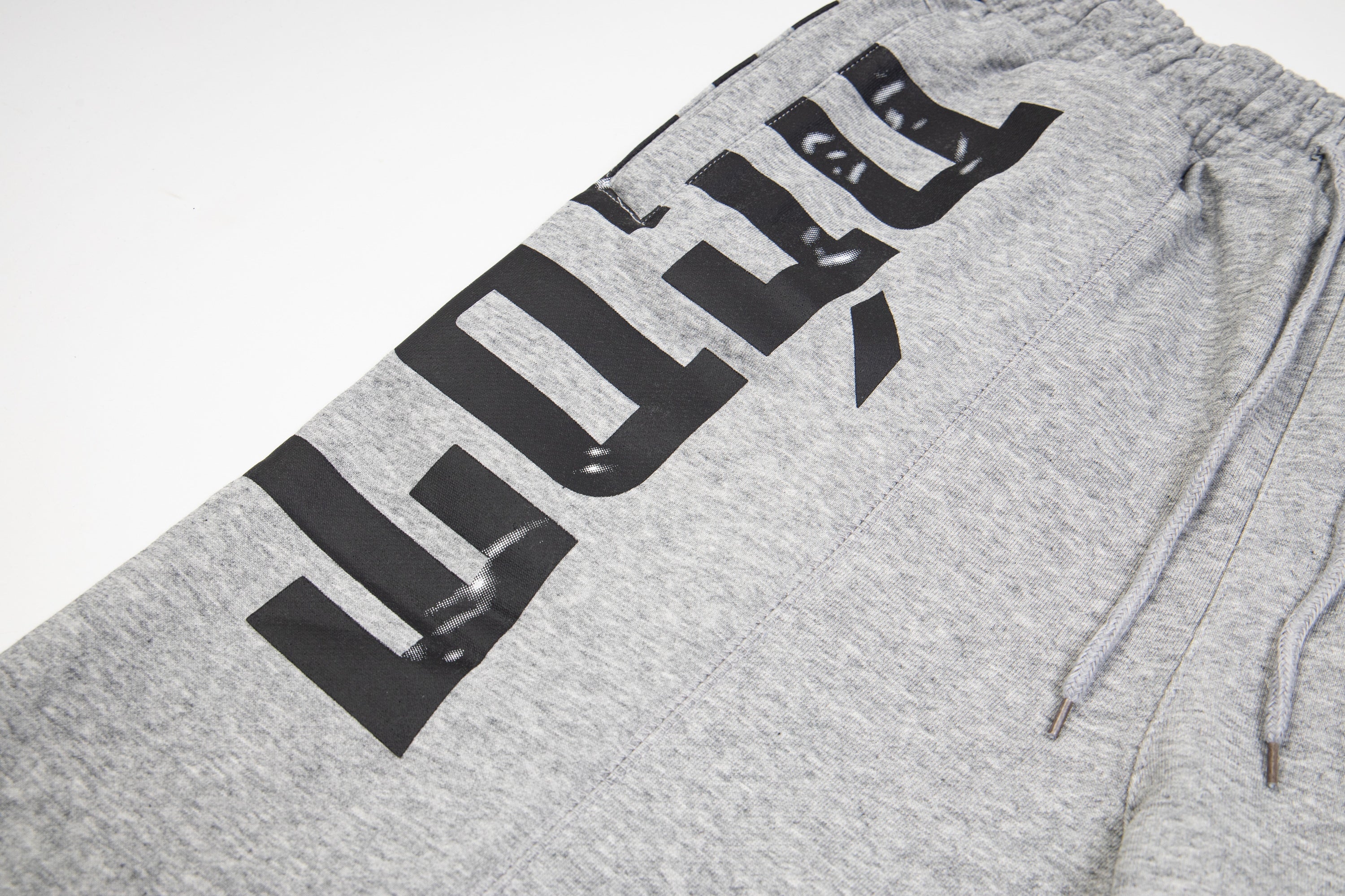 AM-GALLERY DEPT short